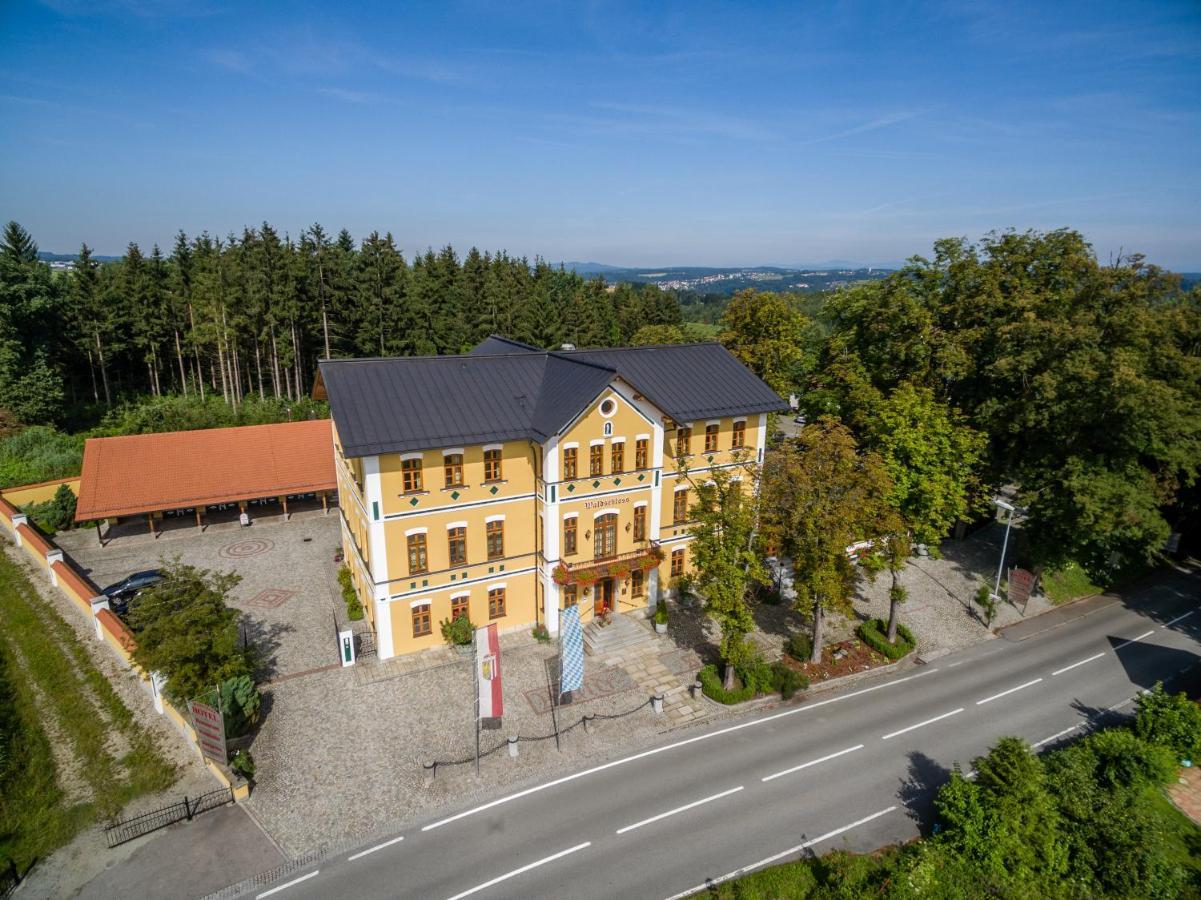 Hotel & Restaurant Waldschloss Passau Dış mekan fotoğraf