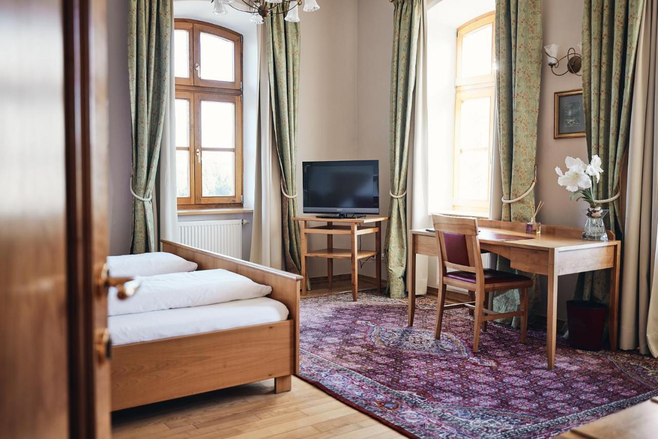 Hotel & Restaurant Waldschloss Passau Dış mekan fotoğraf